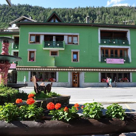 Hotel Torena Aprica Extérieur photo