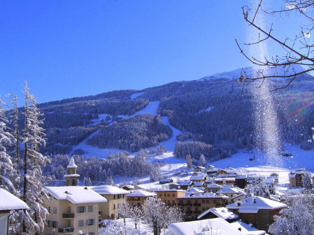 Hotel Torena Aprica Extérieur photo
